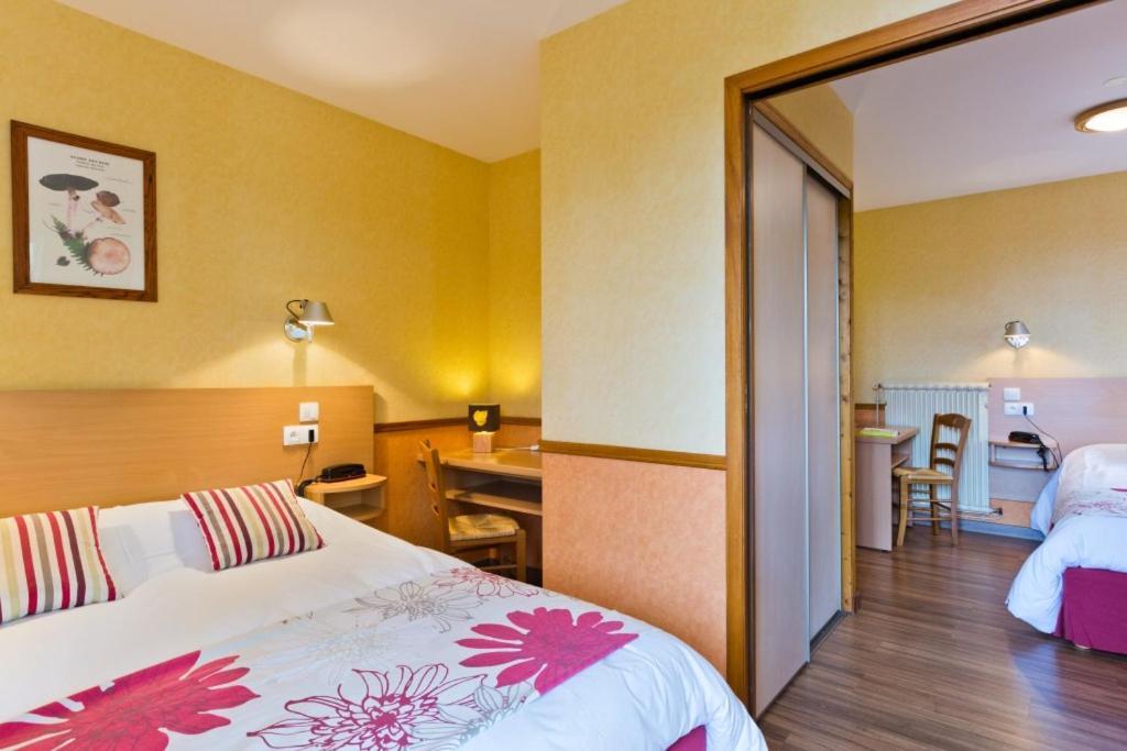 Hotel La Clairiere Chambon-sur-Dolore Exterior foto